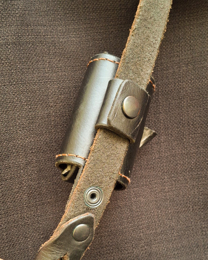Påsbehållare i läder